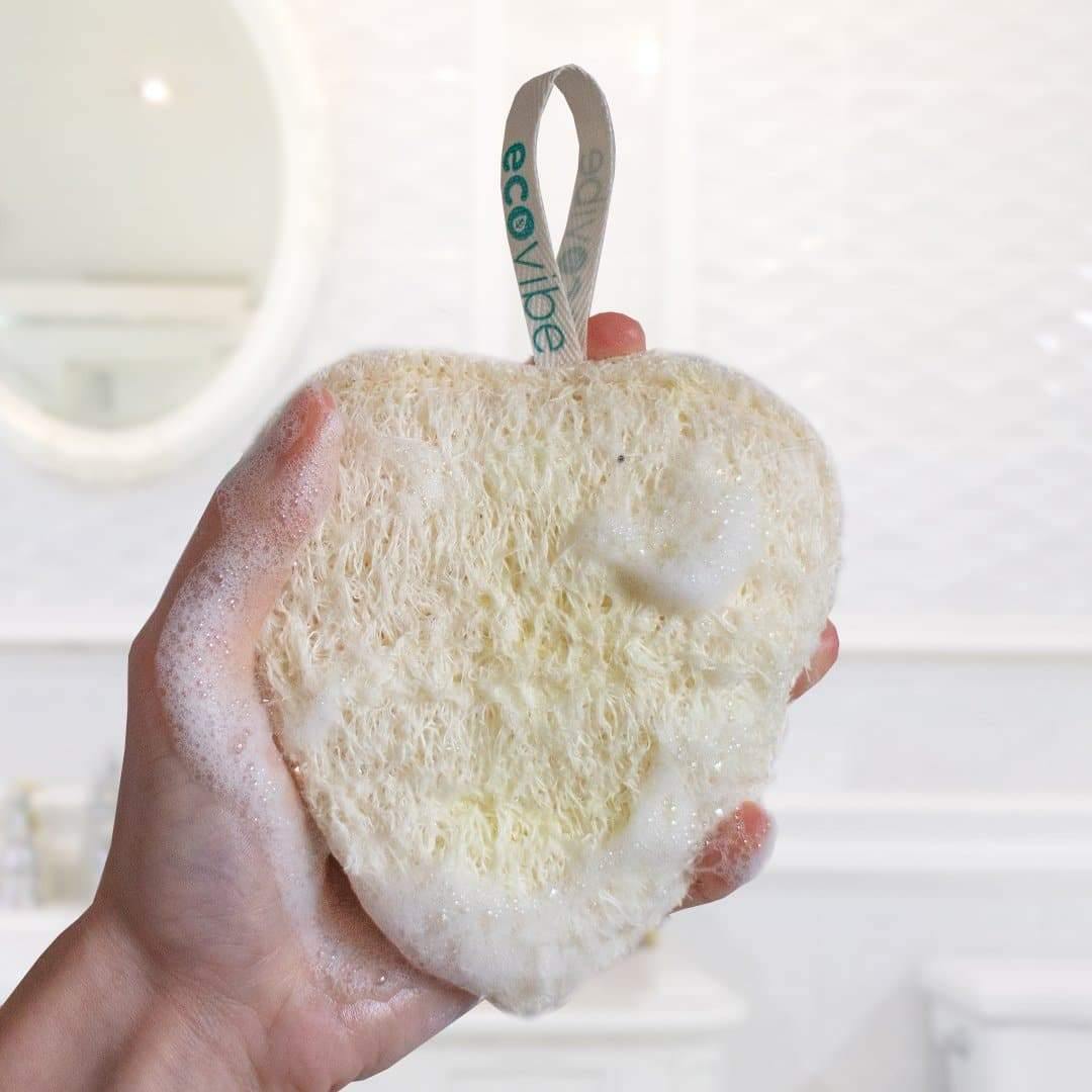 Ecovibe bath and body heart shaped loofah.